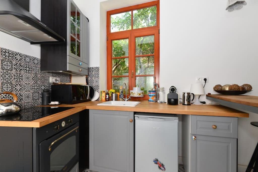 Castle Hill Garden Studio บูดาเปสต์ ภายนอก รูปภาพ