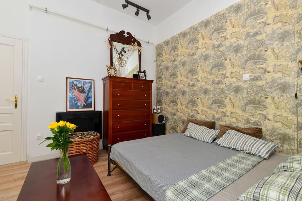 Castle Hill Garden Studio บูดาเปสต์ ภายนอก รูปภาพ
